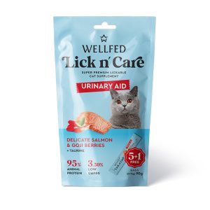 WELLFED Lick n’ Care Urinary Aid Saumon & Baies de Goji – 5+1 × 15 g